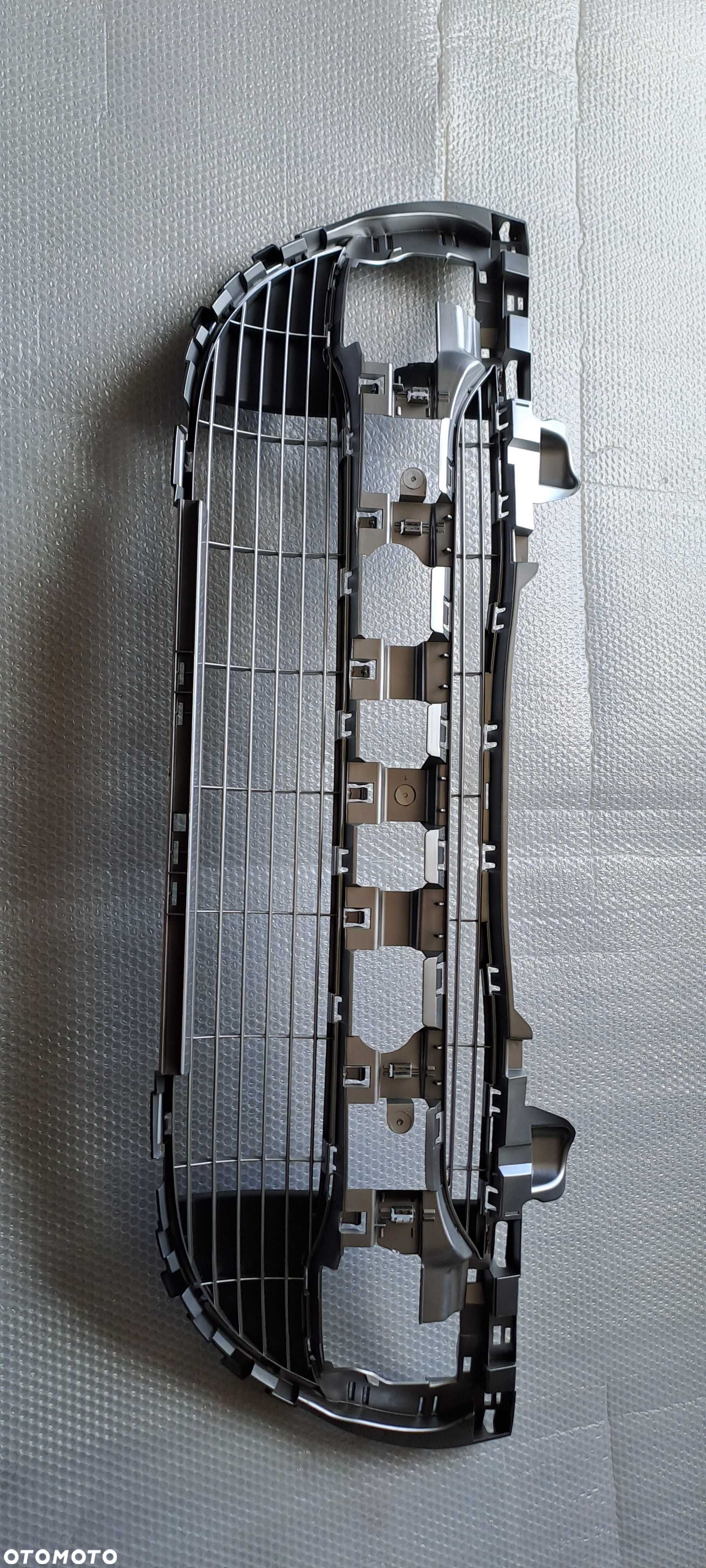 308 I SW cc Atrapa gril kratka zderzaka  NOWA ORG PSA 7414VH - 8