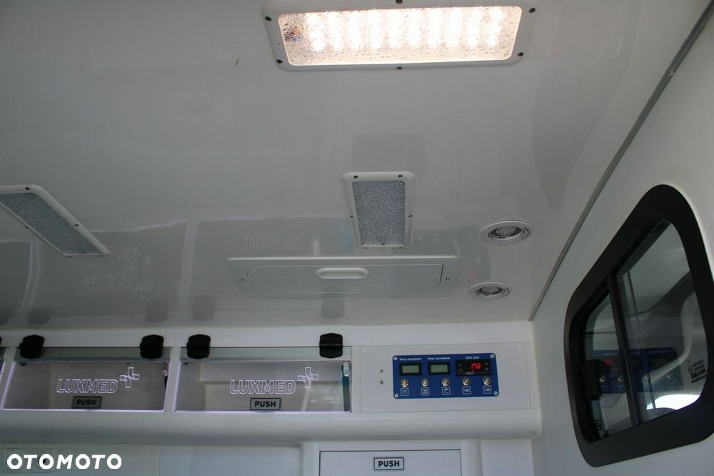 Ford Transit Connect - 29