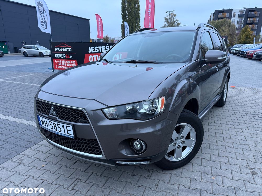Mitsubishi Outlander - 18