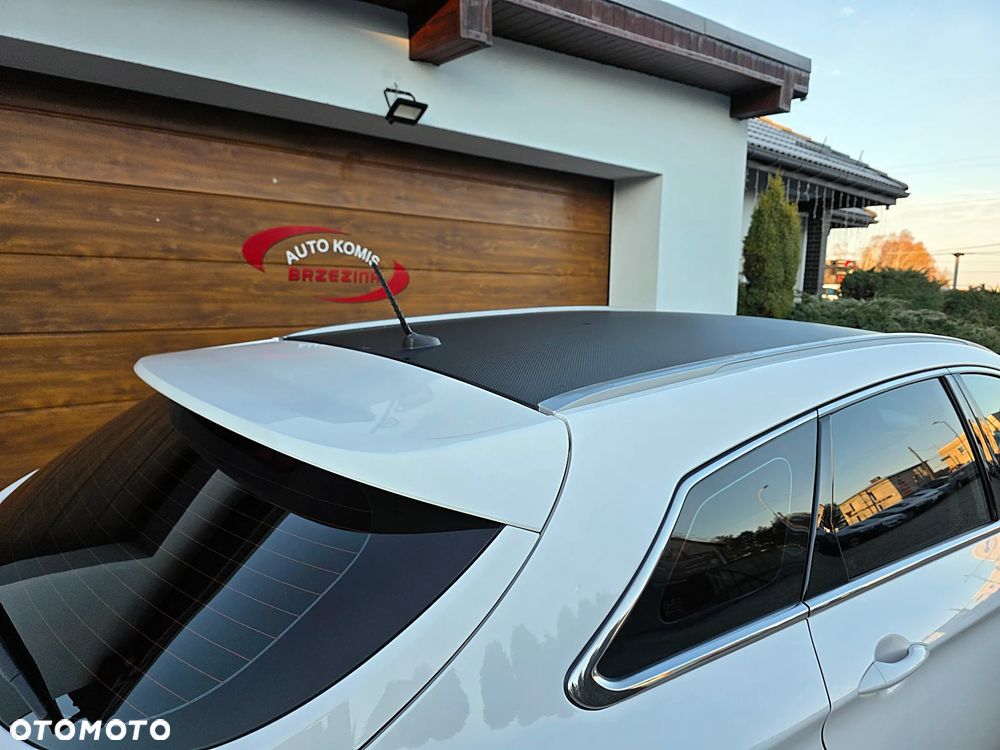 Hyundai i40 Kombi 1.7 CRDi Premium - 8