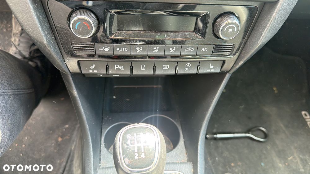 Skoda RAPID 1.4 TDI Clever - 26