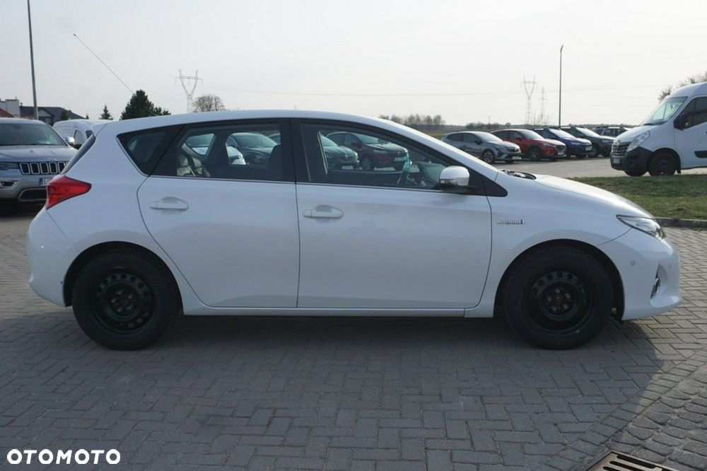 Toyota Auris - 4
