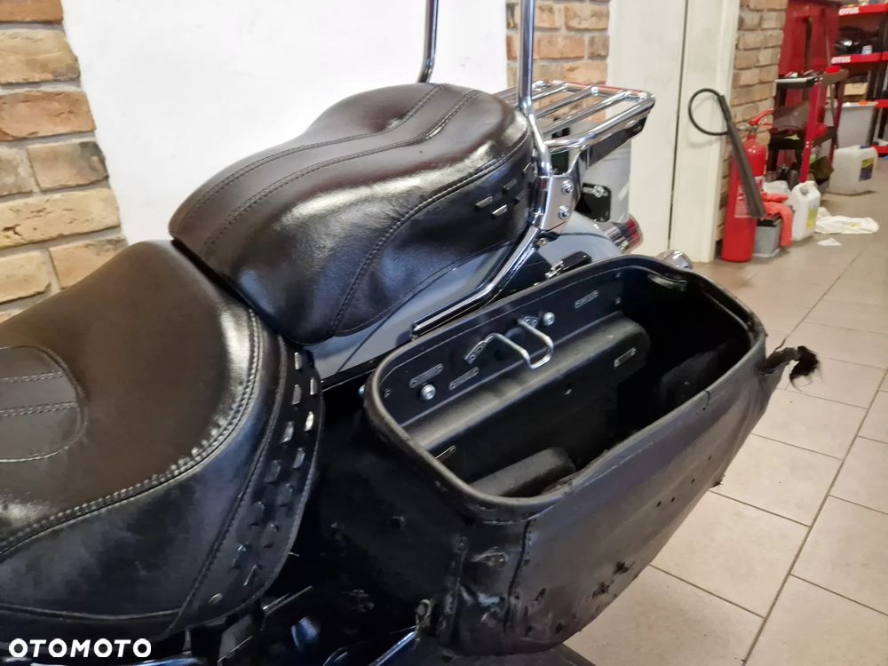 Harley-Davidson Softail Heritage Classic - 26