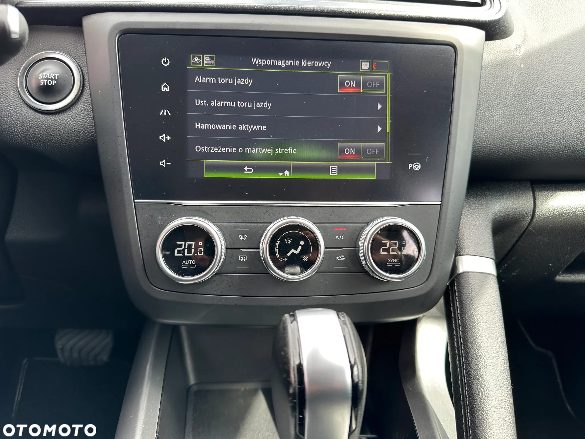 Renault Kadjar TCe 160 EDC GPF BOSE EDITION - 16