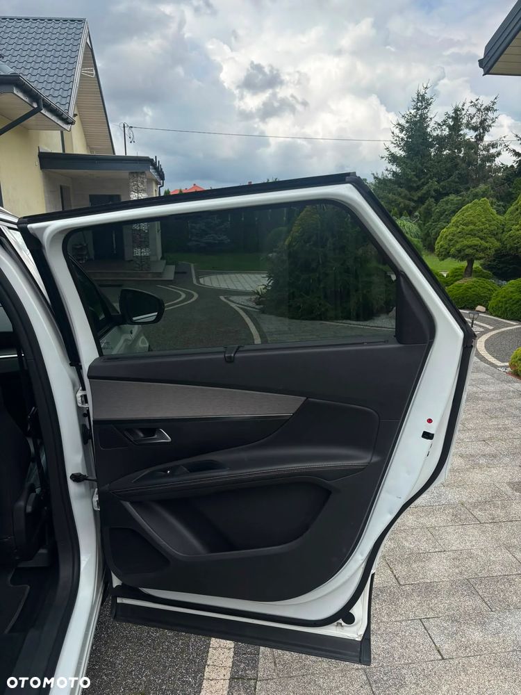 Peugeot 5008 - 16