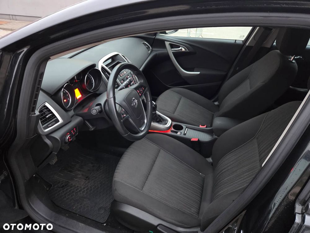 Opel Astra - 16