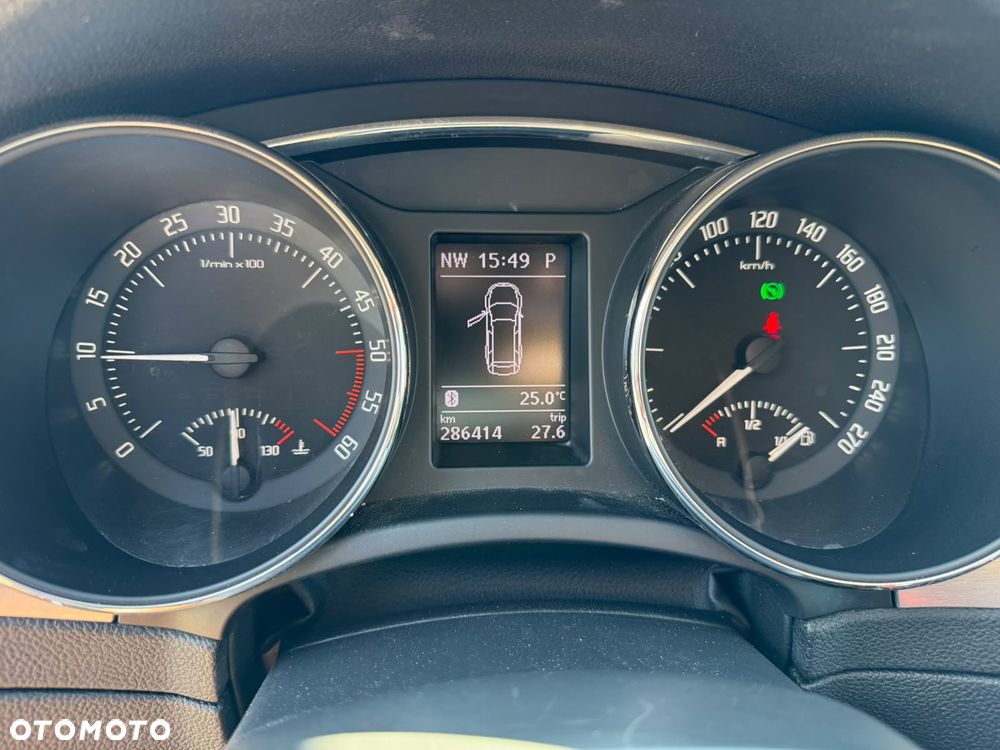 Skoda Superb 2.0 TDI Green tec 4x4 DSG Elegance - 17