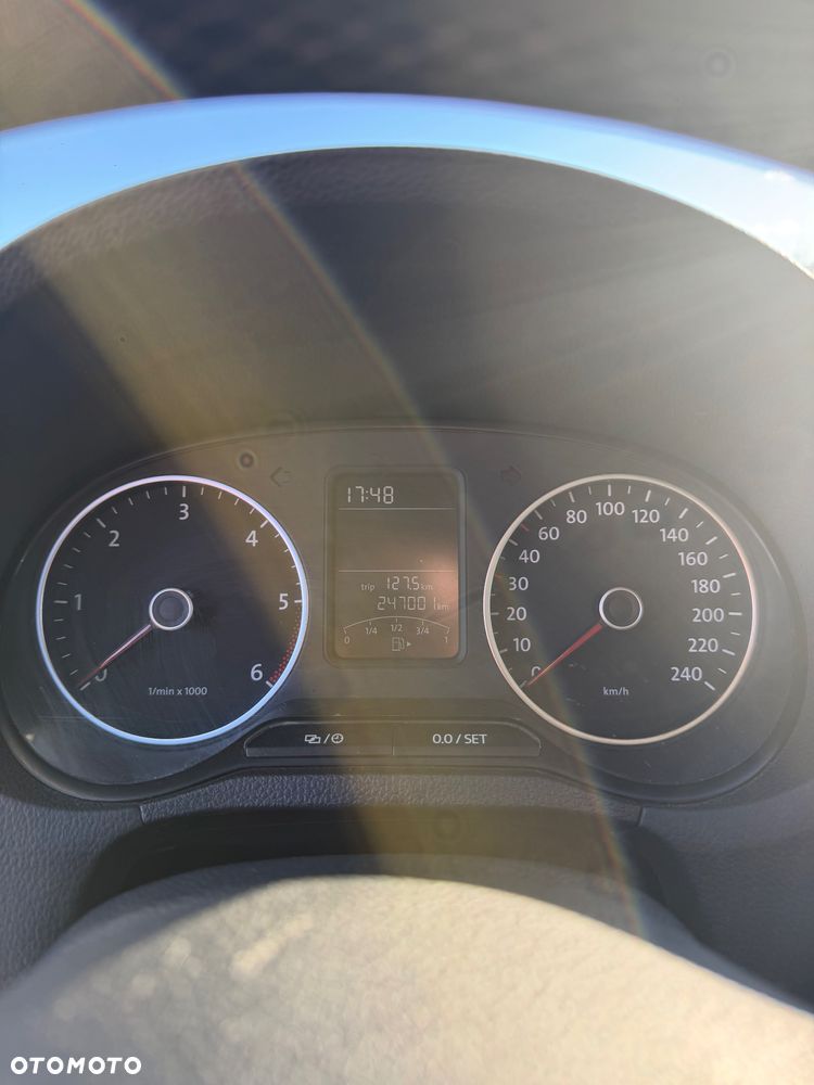 Volkswagen Polo 1.6 TDI Comfortline - 5