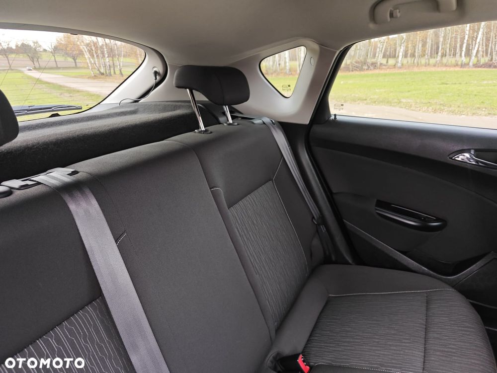 Opel Astra 1.6 Style - 13