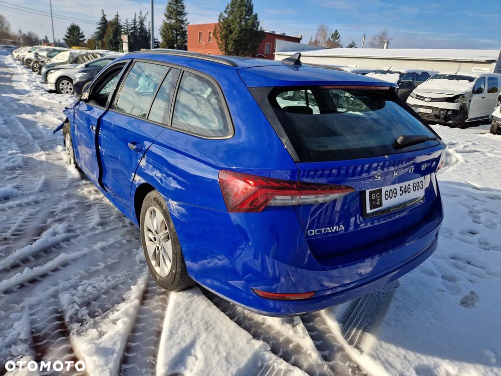 Skoda Octavia 2.0 TDI Ambition - 8