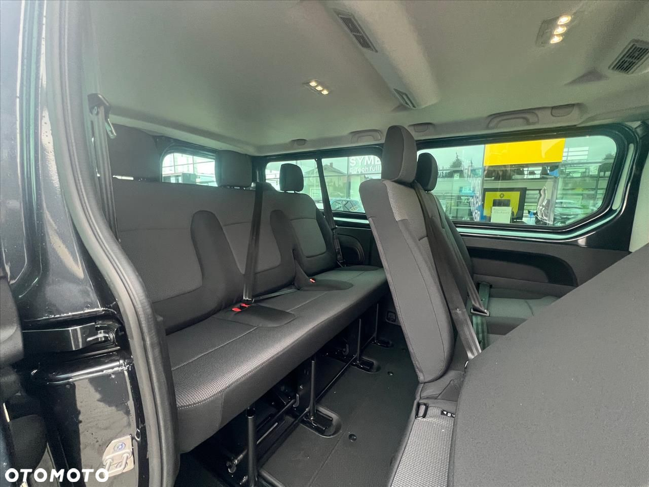Renault trafic - 12