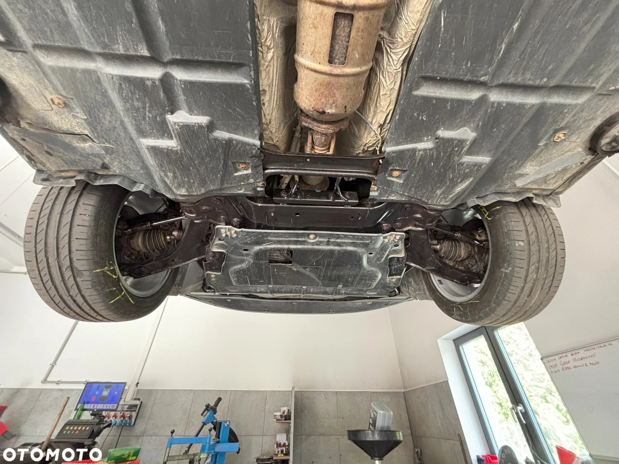 Ford Galaxy 2.0 TDCi Ghia - 26
