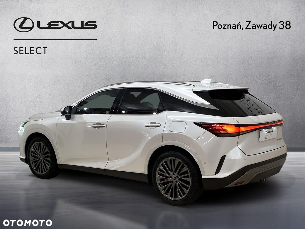 Lexus RX 450h+ Omotenashi - 5