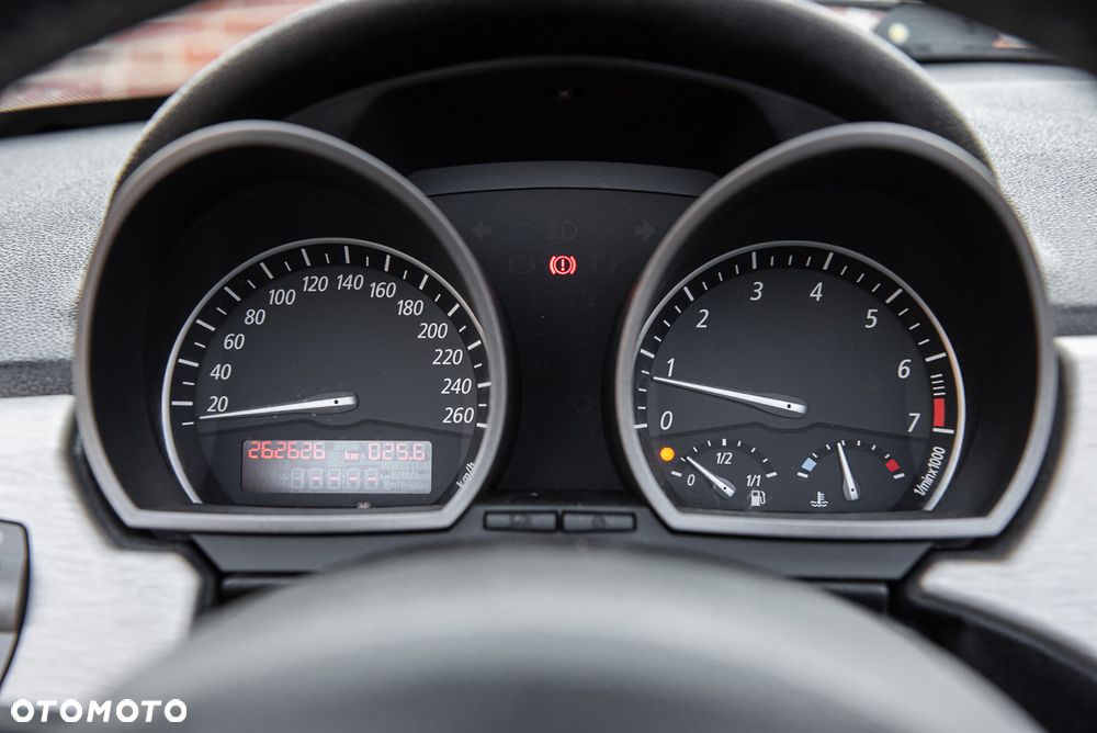 BMW Z4 2.2i - 18