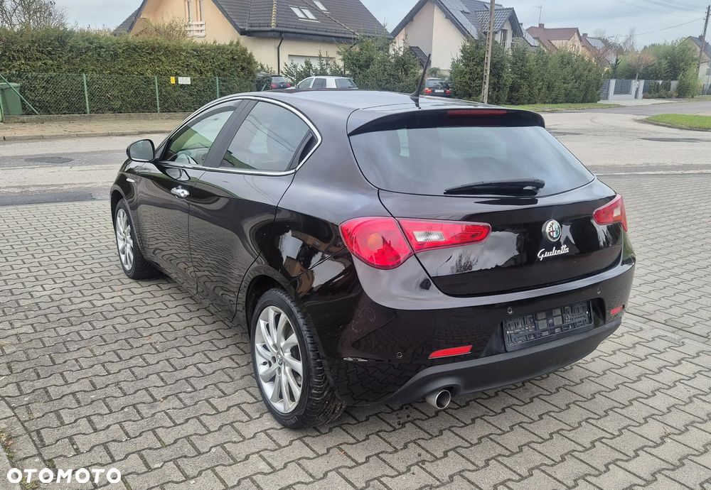 Alfa Romeo Giulietta 1.6 JTDM 16V - 3