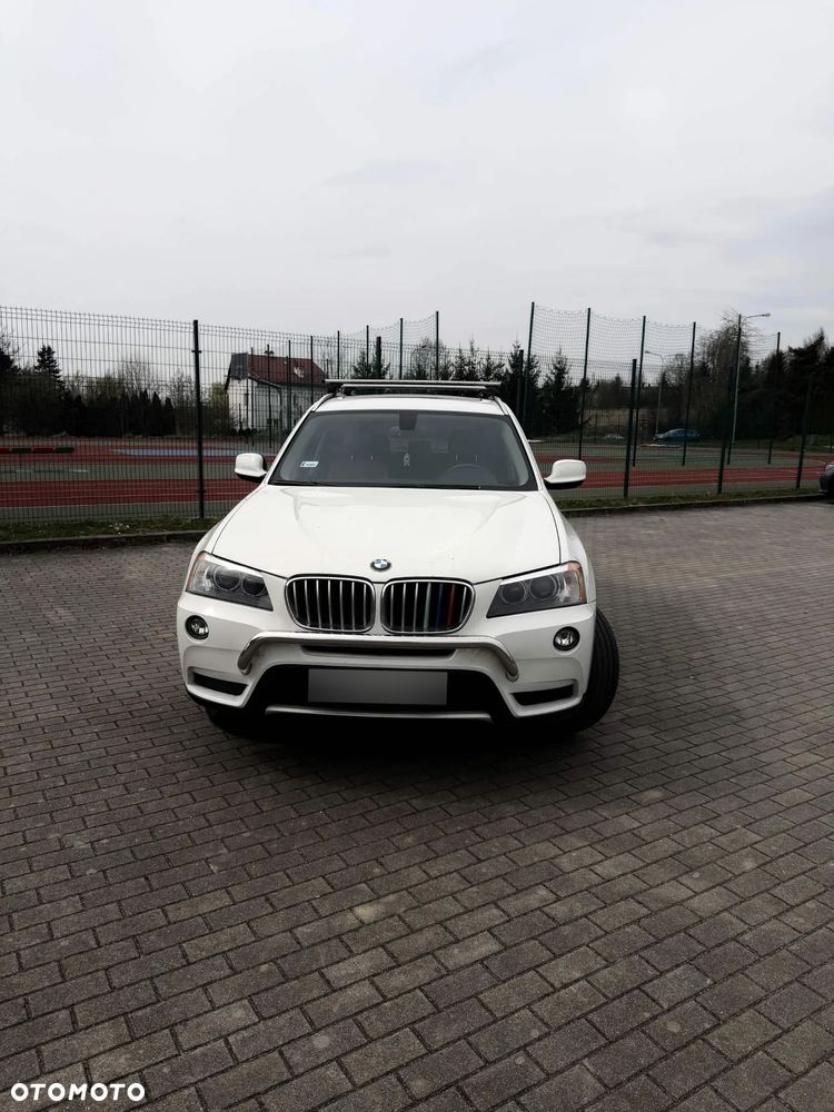 BMW X3 28i xDrive - 1