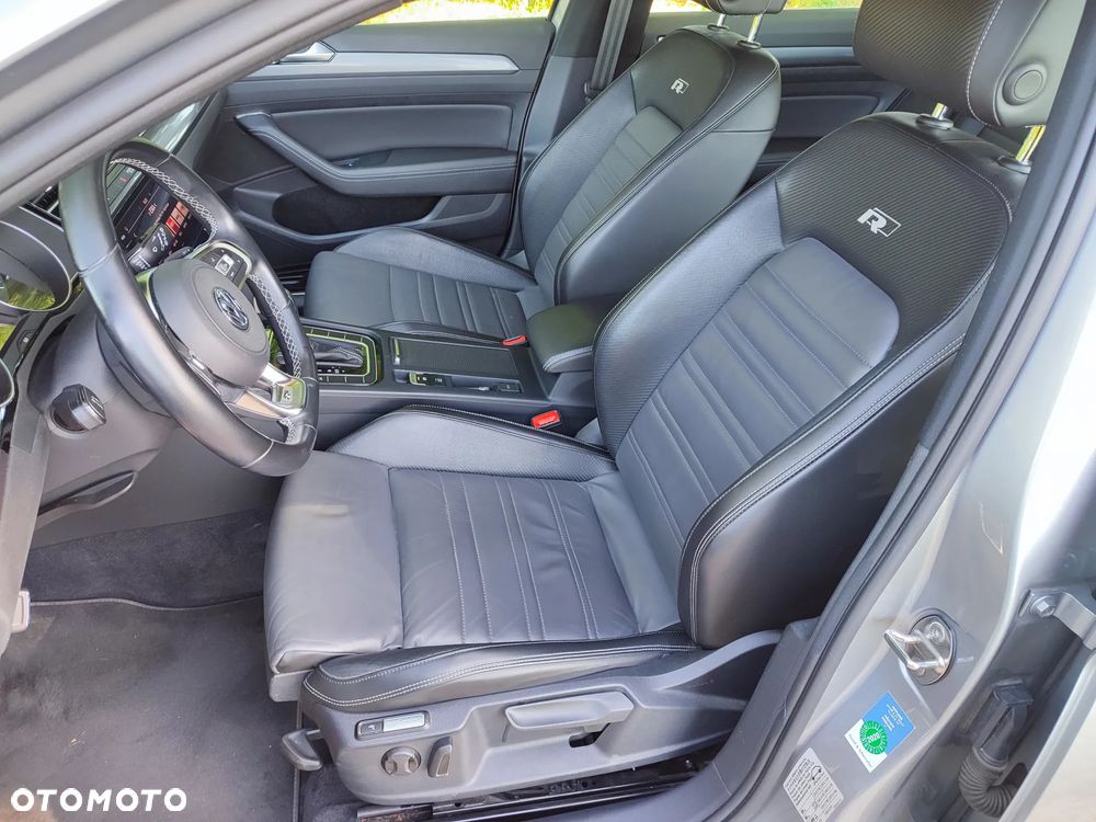 Volkswagen Passat 2.0 TDI SCR DSG Comfortline - 22