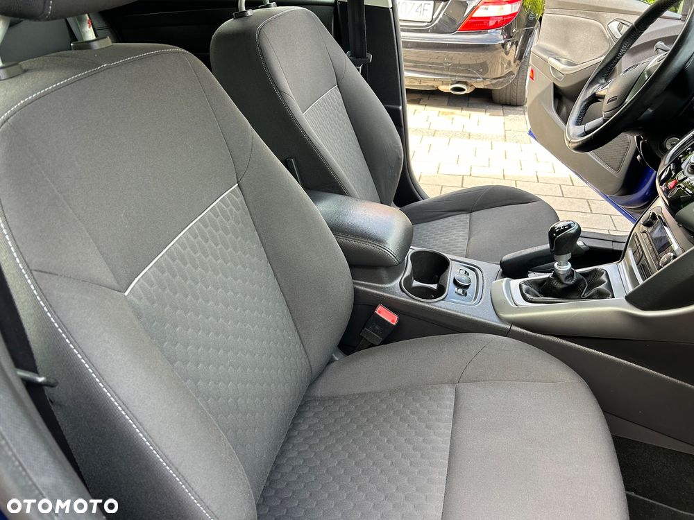Ford Focus 2.0 TDCi DPF Titanium - 14