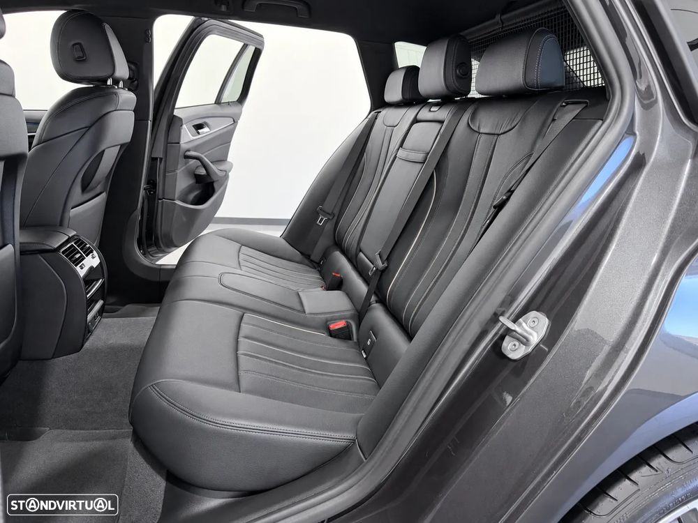 BMW 520 e Pack M - 51