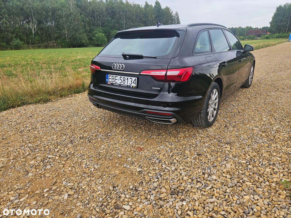 Audi A4 Avant 40 TDI quattro S tronic advanced - 20
