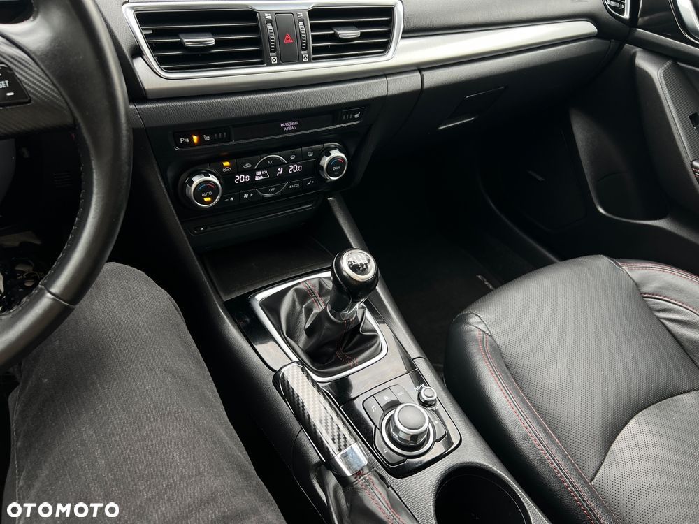 Mazda 3 SKYACTIV-D 150 Sports-Line - 24