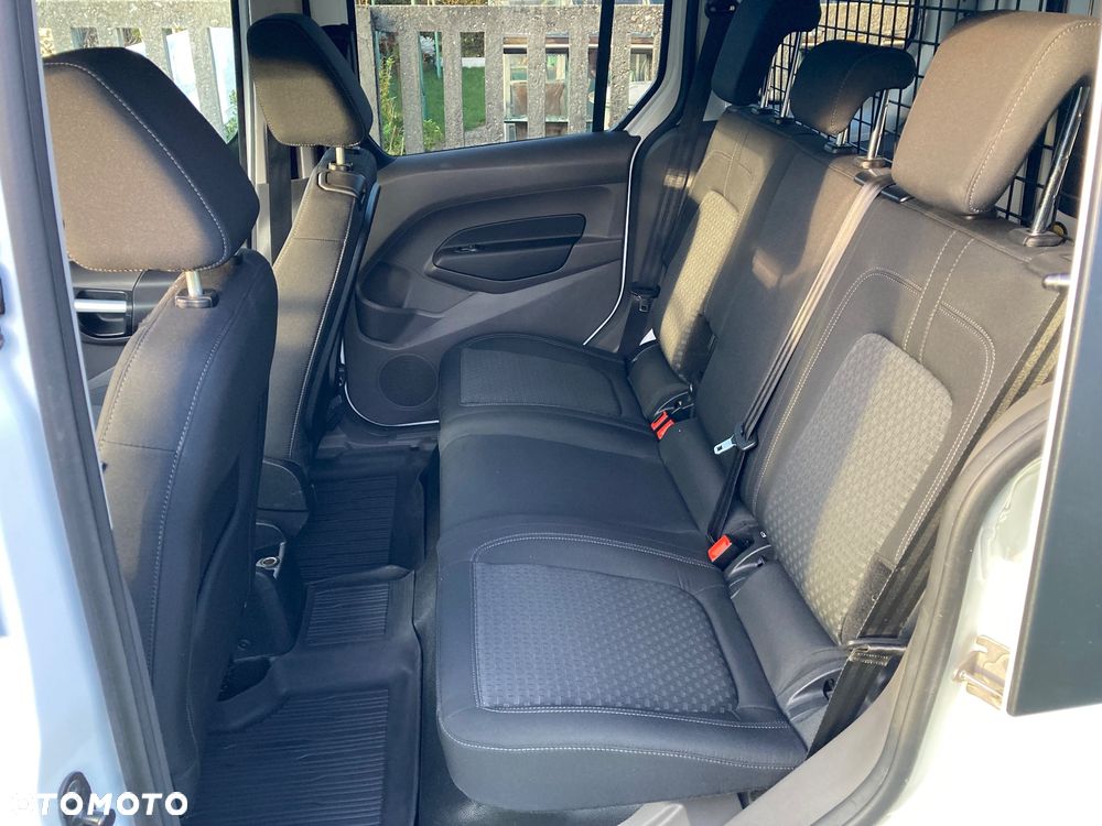Ford Transit Connect - 8