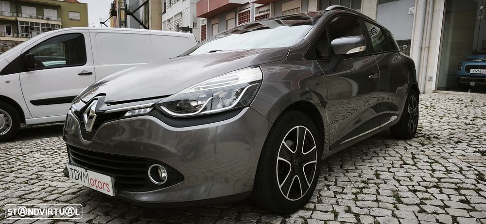 Renault Clio Sport Tourer - 13