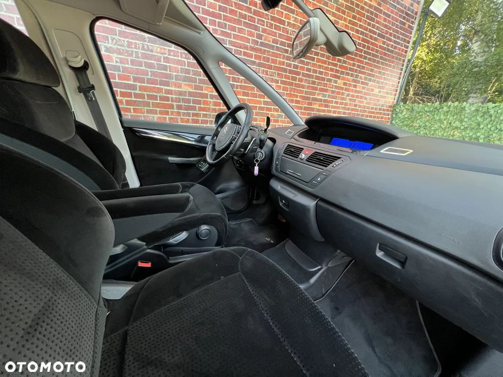 Citroën C4 Picasso - 8