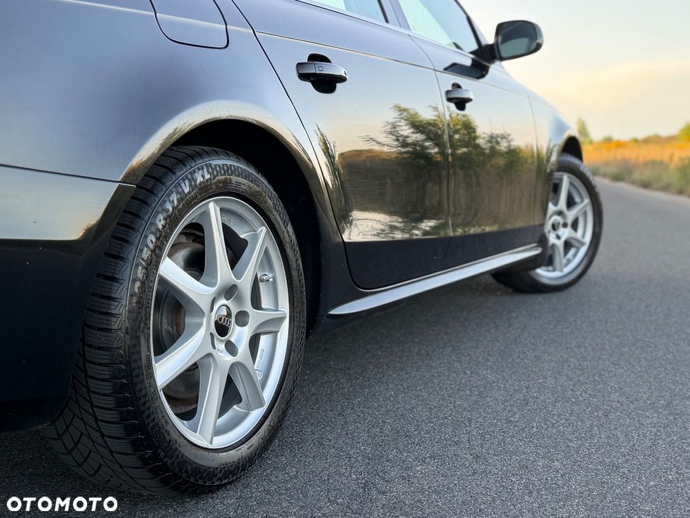 Audi A4 Avant 2.0 TDI DPF clean diesel multitronic S line Sportpaket - 20