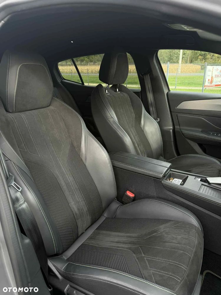 Peugeot 408 1.2 PureTech GT S&S EAT8 - 13