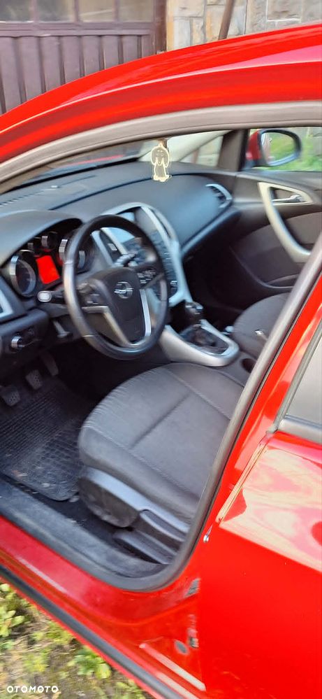 Opel Astra 1.6 T Enjoy - 13