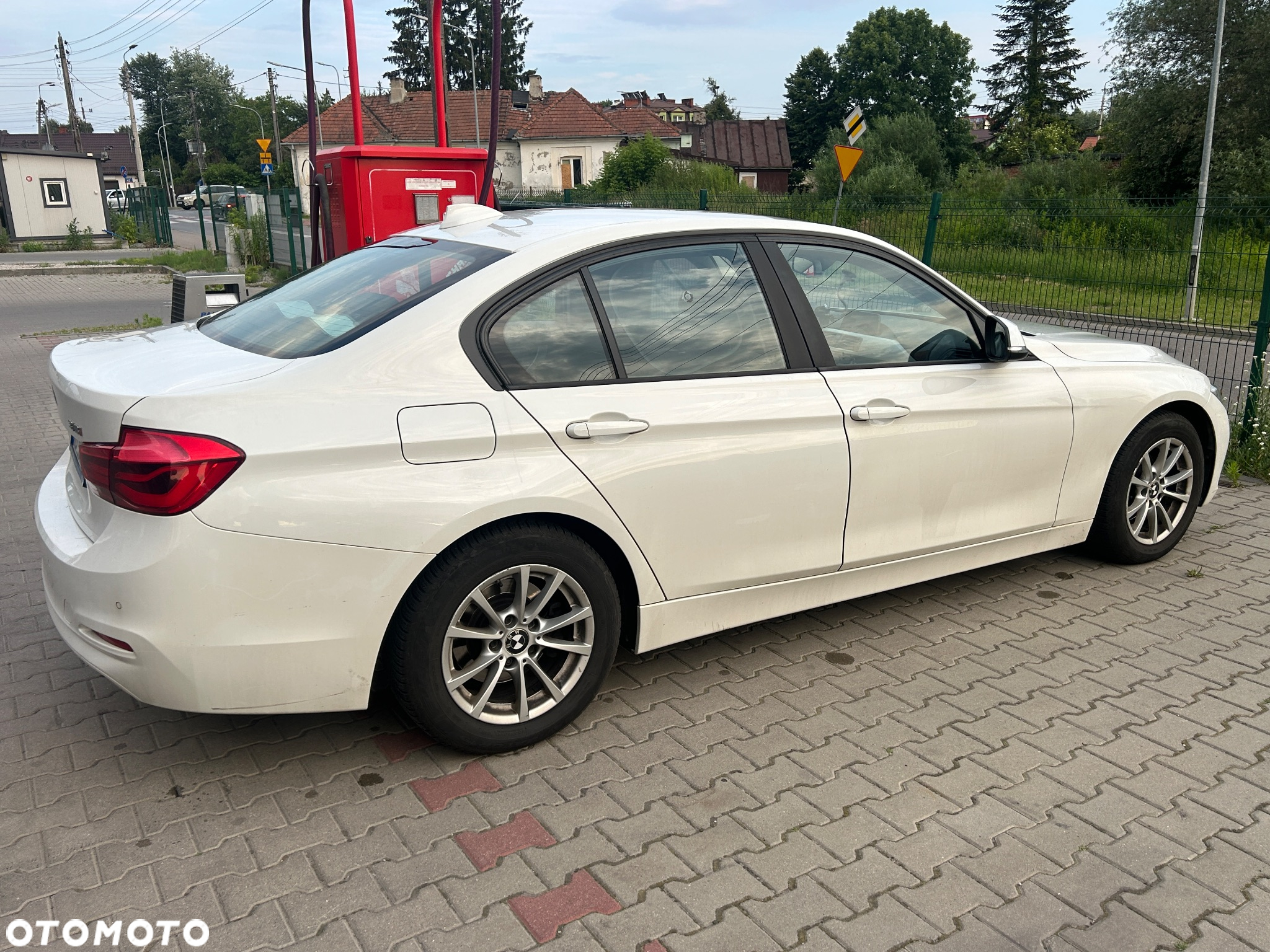 BMW Seria 3 318i Advantage - 9