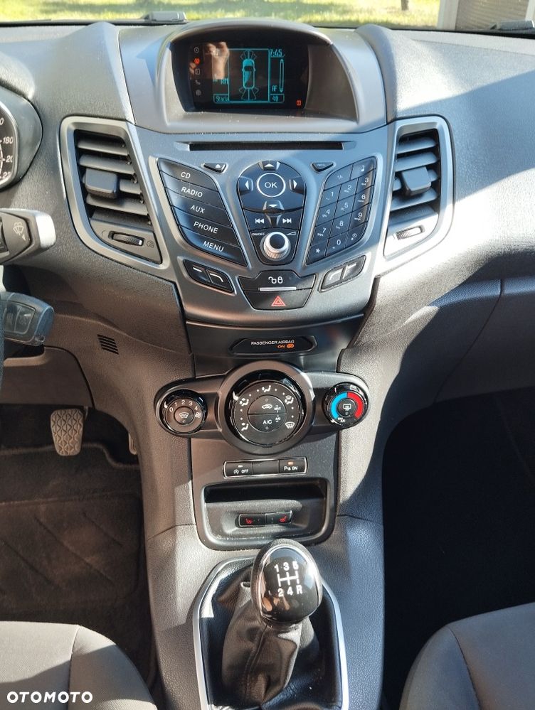 Ford Fiesta - 7