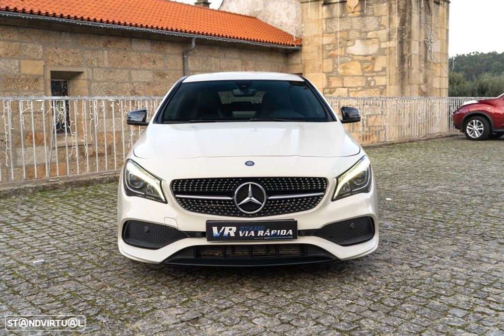 Mercedes-Benz CLA 180 d Shooting Brake AMG Line - 3