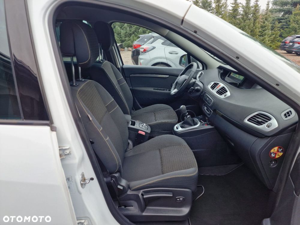 Renault Scenic TCe 130 Luxe - 13