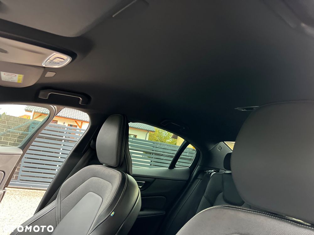 Volvo S60 B4 B R-Design - 31