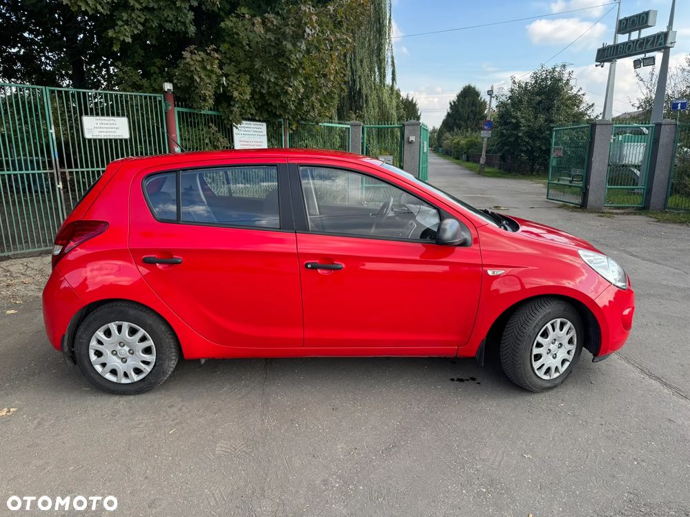 Hyundai i20 1.4 Comfort EU5 - 5