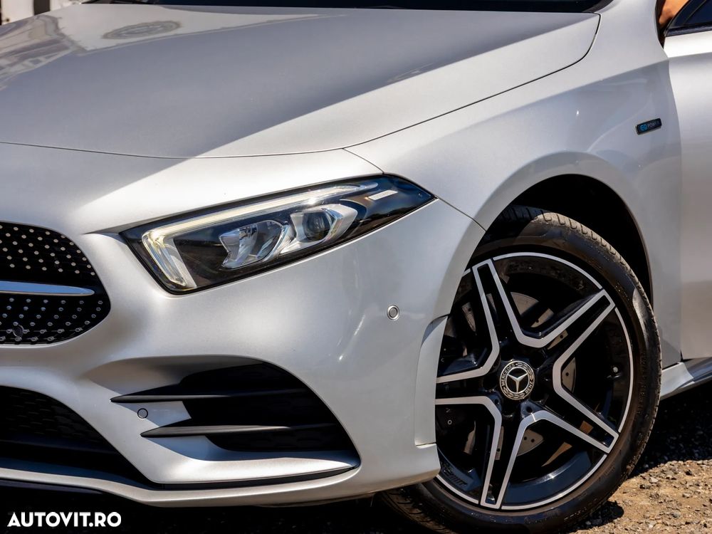 Mercedes-Benz A 250 e 8G-DCT Advanced AMG Line - 10