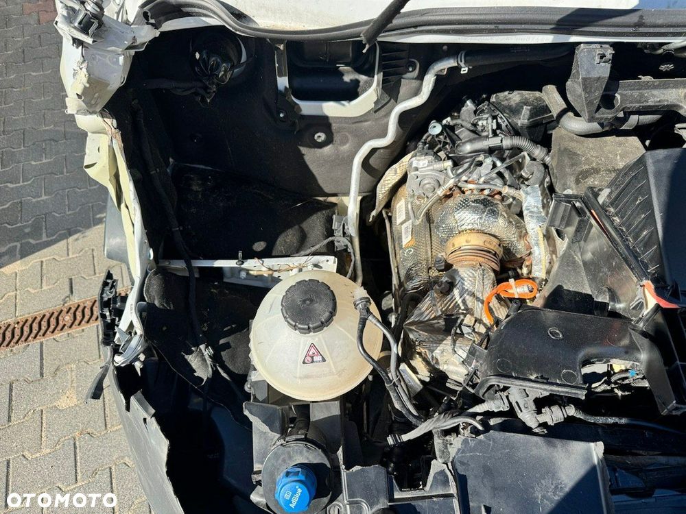 Mercedes-Benz Sprinter - 26