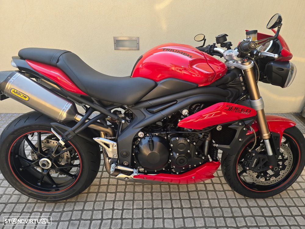 Triumph Speed Triple - 1