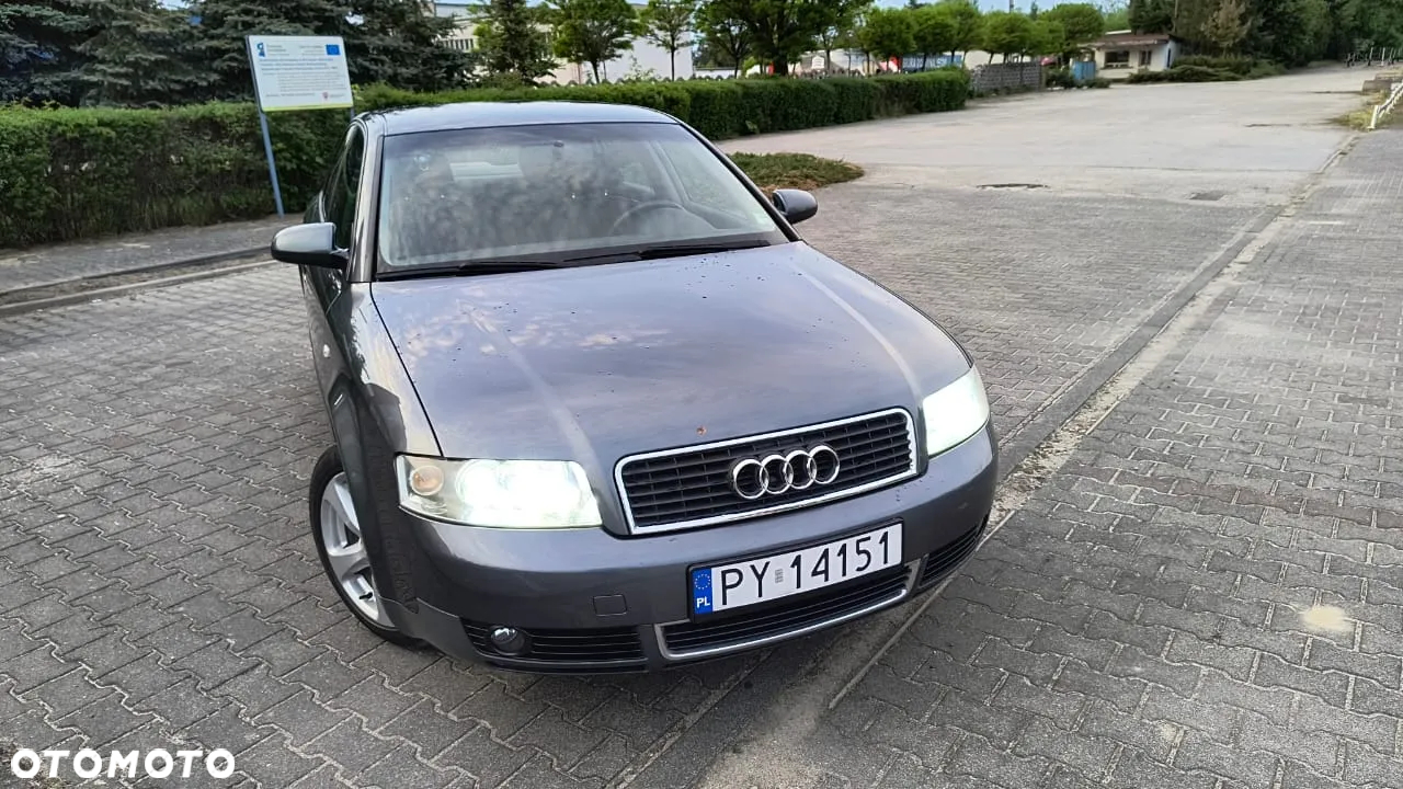 Audi A4 2.0 - 4