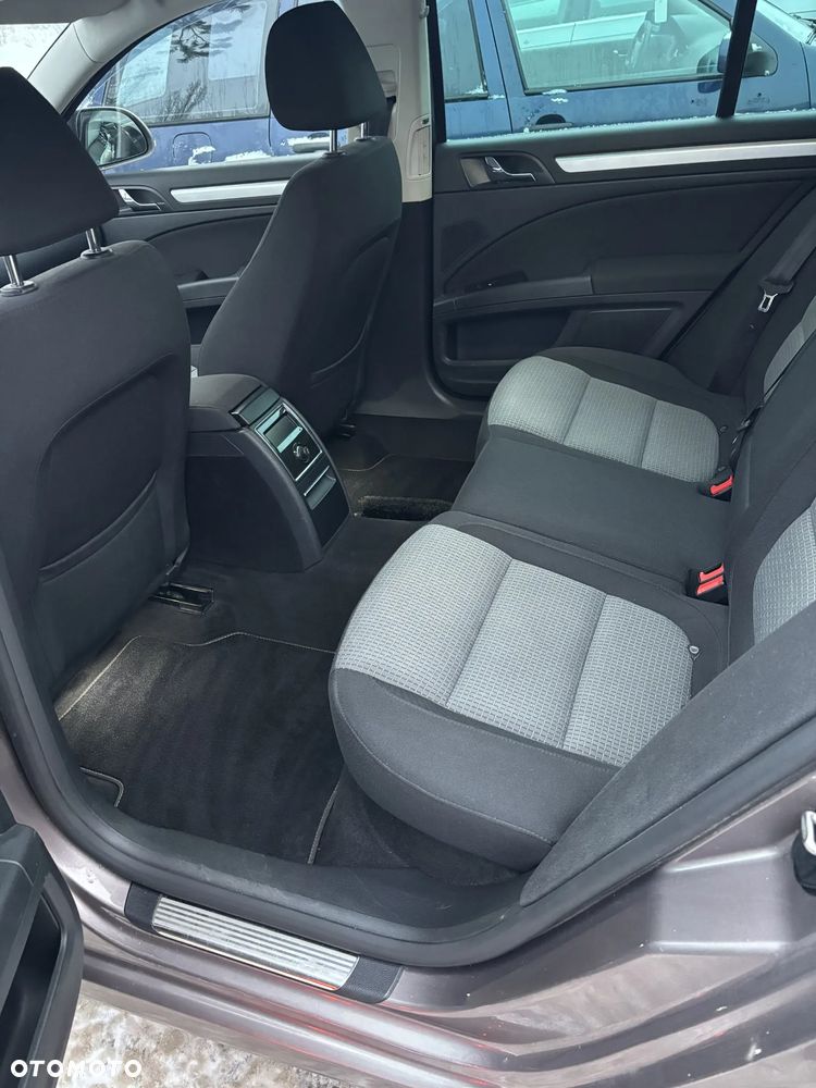 Skoda Superb - 13