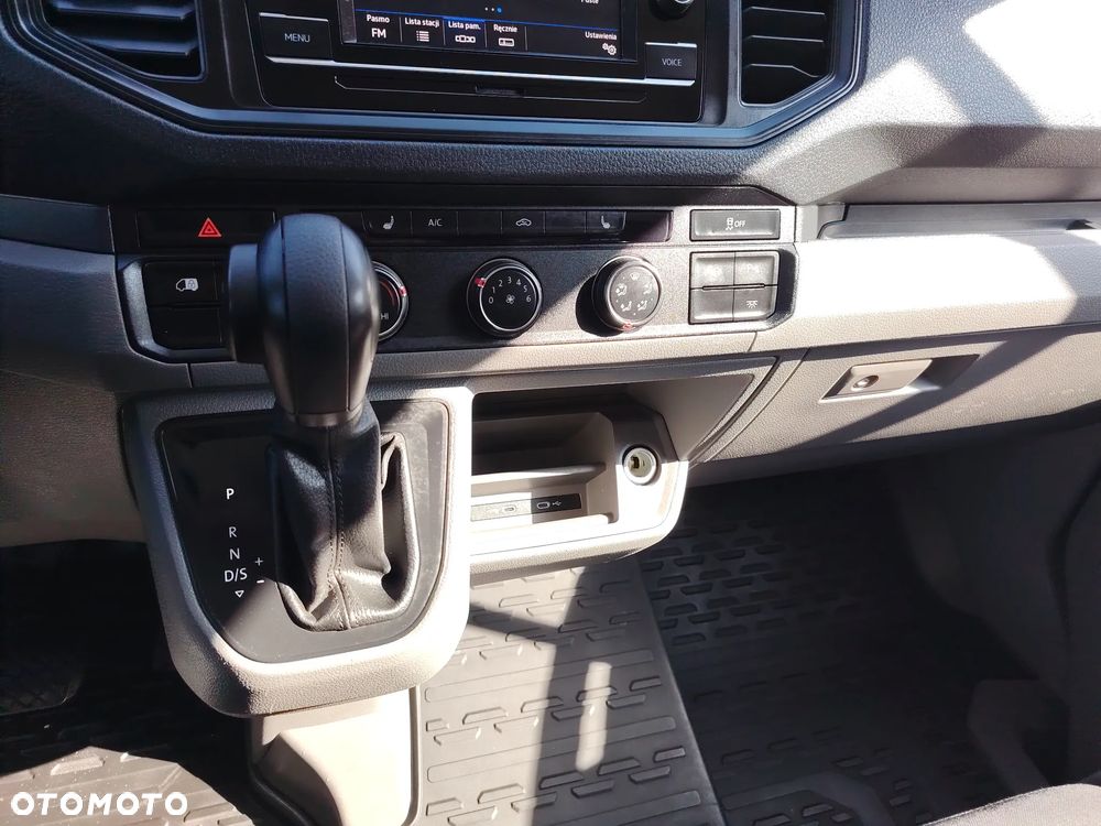 Volkswagen CRAFTER 2021 2,0 TDI 177KM AUTOMAT L2H2 DUBEL DRZWI EURO6 CENA BRUTTO VAT 23% KLIMA - 21