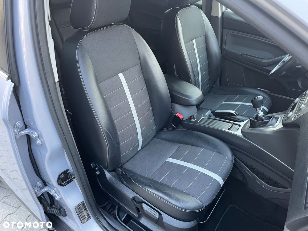 Ford Kuga 2.0 TDCi 4x4 Titanium - 11