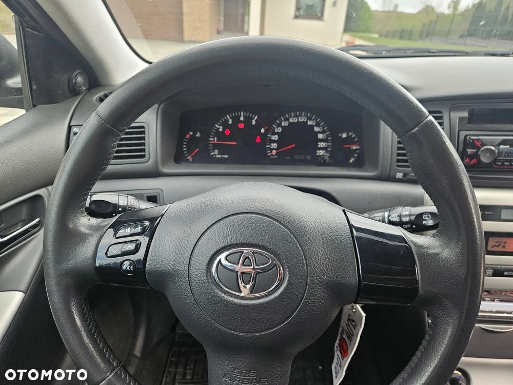 Toyota Corolla 1.4 D-4D Luna - 8