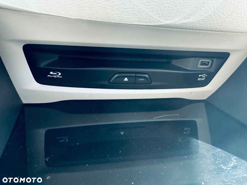 Chrysler Pacifica - 30