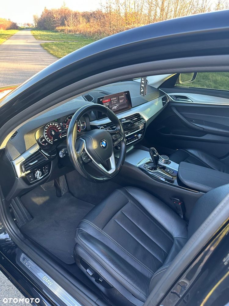 BMW Seria 5 520d Luxury Line sport - 26