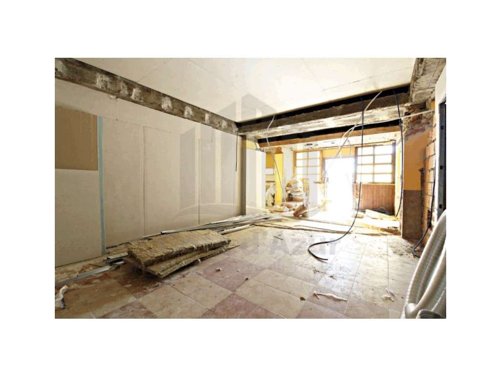 Loja em fase final de remodelações, Sesimbra - Grande imagem: 4/18