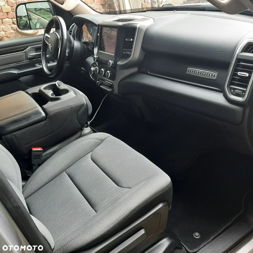 RAM 1500 Crew Cab Shortbed Bighorn - 16