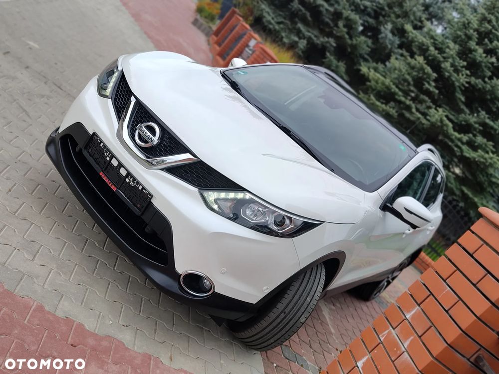 Nissan Qashqai 1.6 DIG-T TEKNA+ - 3